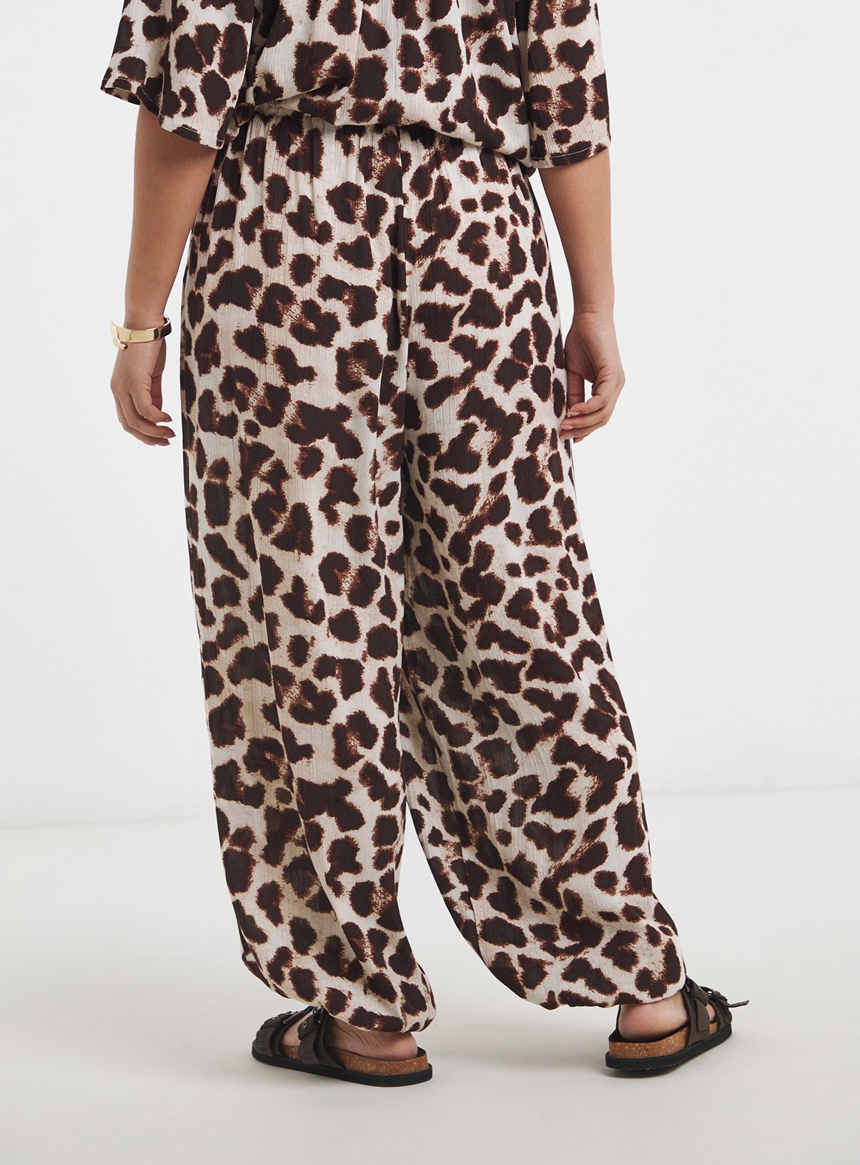 SIMPLY BE Leopard Crinkle Balloon Trouser 32 - Image 2 thumbnail